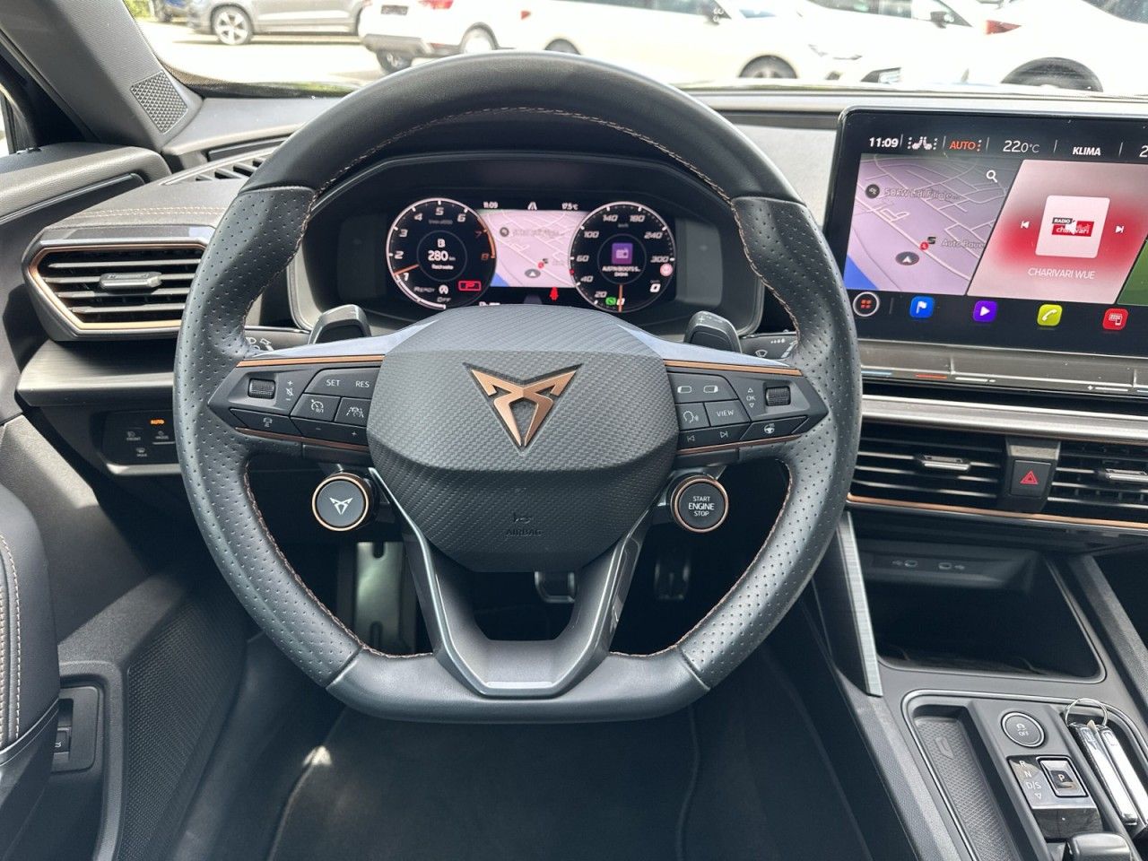 Fahrzeugabbildung CUPRA Formentor VZ Tribe Edition 2.0 TSI 4Drive 310 PS - mit KI generiert/bearbeitet
