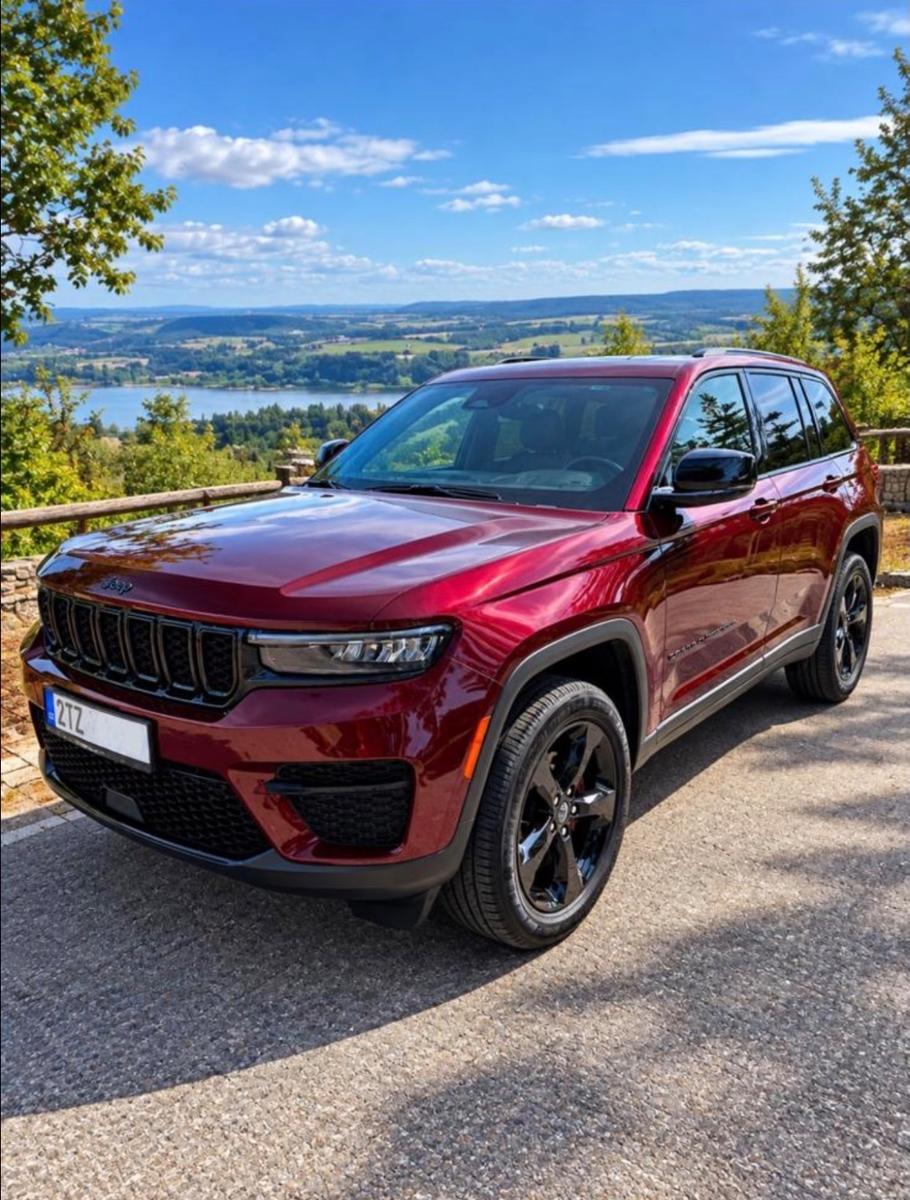 Jeep Grand Cherokee Altitude/FOUR WHEEL DRIVE