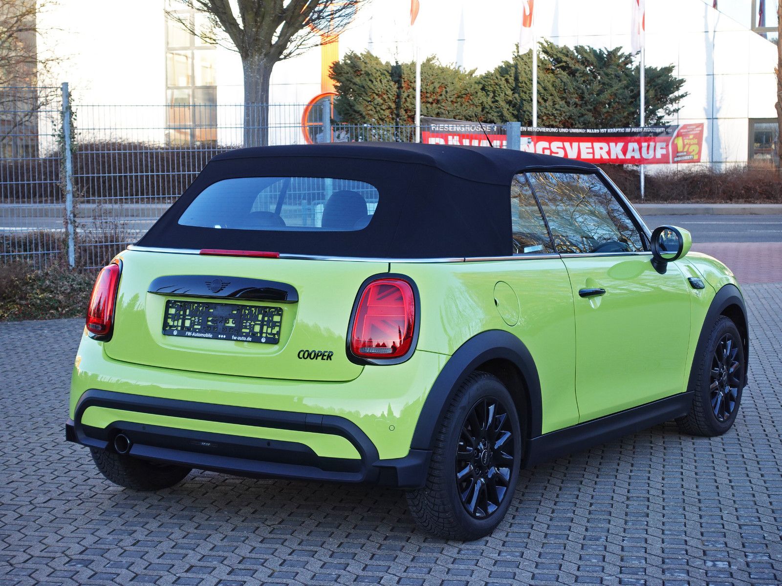 Fahrzeugabbildung MINI Cooper Cabrio Aut. I.Hd Navi CarPlay ZestyYellow