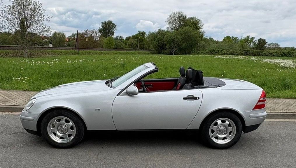 Mercedes-Benz SLK 200