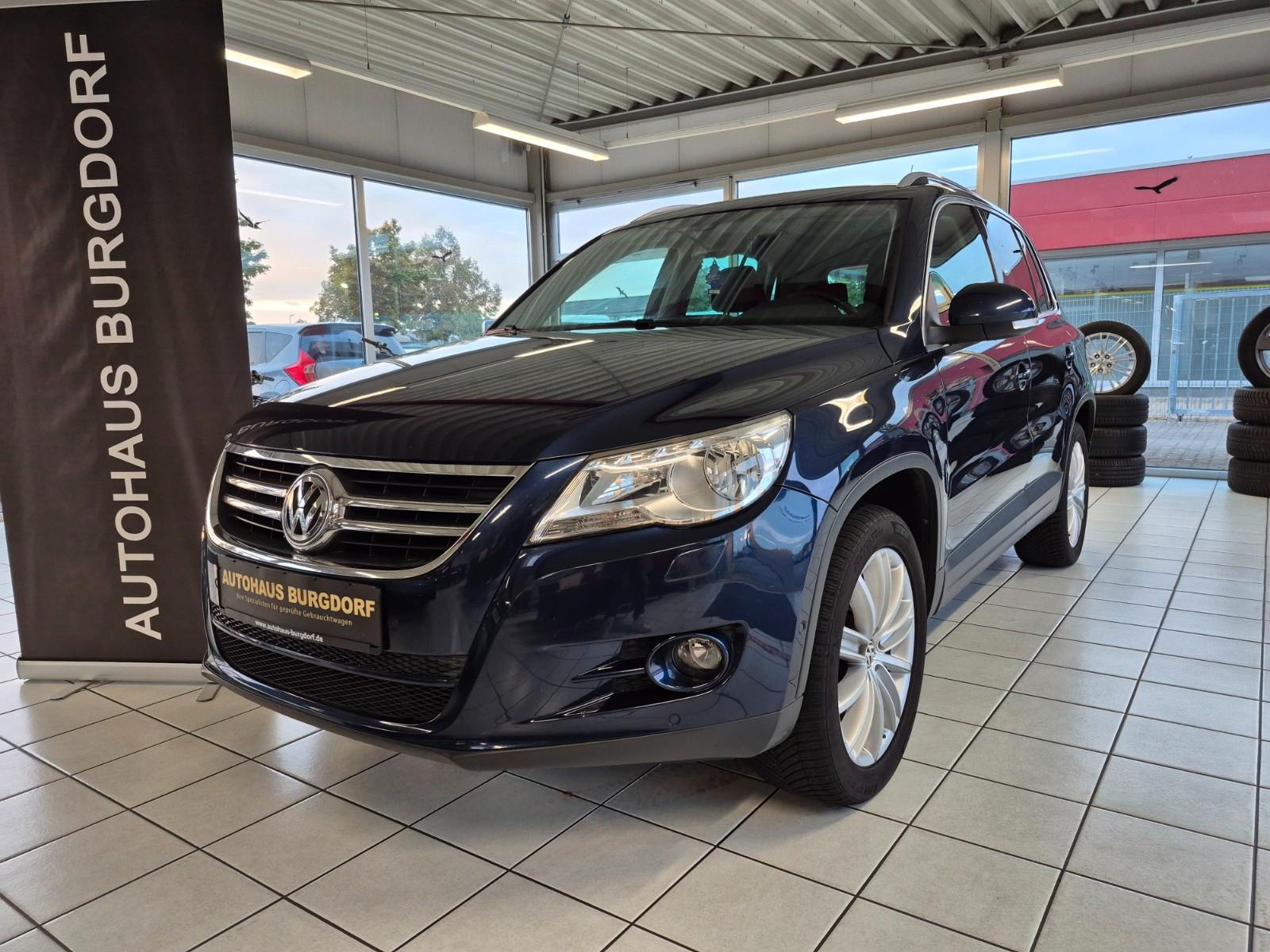 Volkswagen Tiguan Team 4Motion Klima AHK PDC Navi
