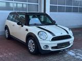 MINI Cooper 1,6 Ltr. - 88 kW 16V Clubman PANO - weiße MINI COOPER_CLUBMAN