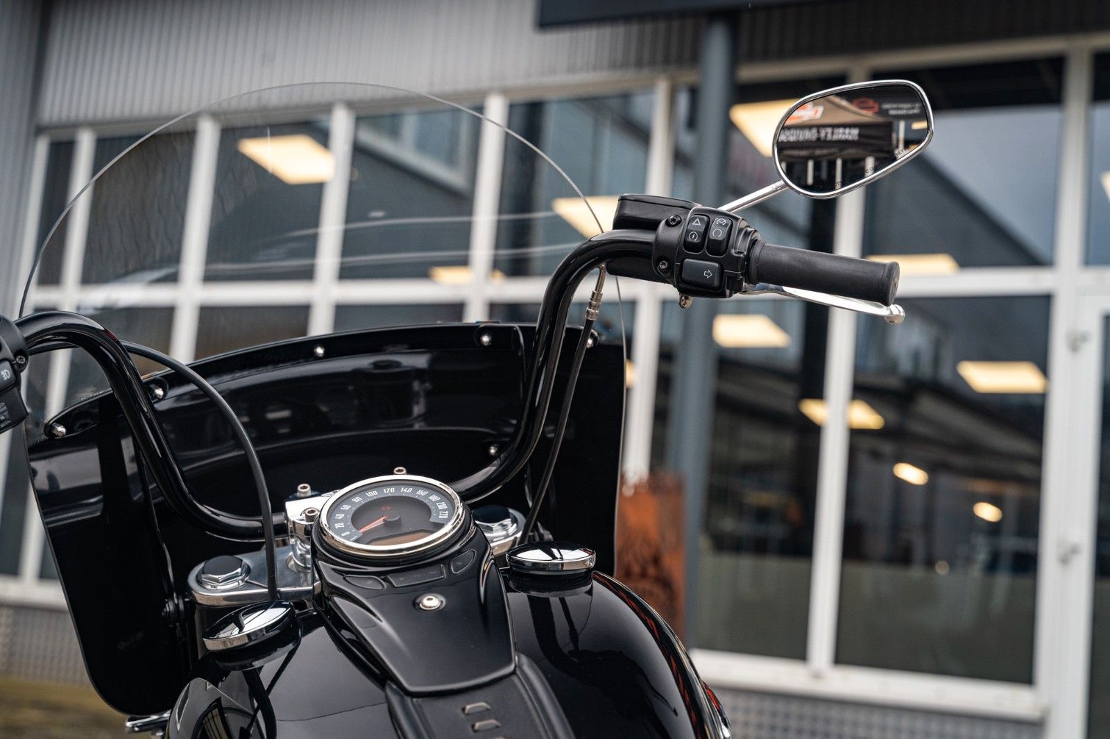 Fahrzeugabbildung Harley-Davidson Softail Heritage 114 FLHCS - STAGE II. SE-TORQUE