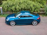 Audi TTS Coupe quattro - tolle Farbe - toller Sound - aus 2011: Sportwagen