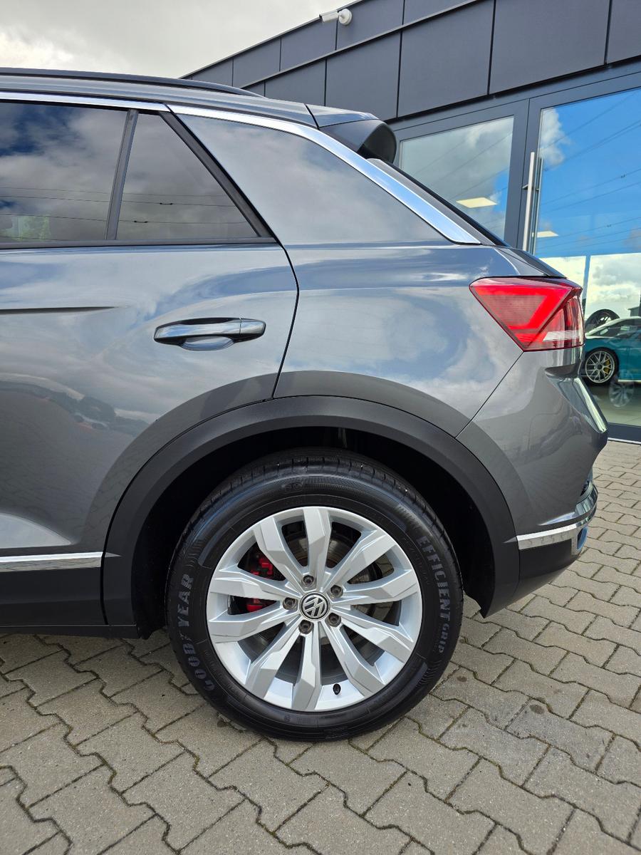 Volkswagen T-Roc Sport 4Motion*Kamera*LED*AHK*Navi*ACC*2.Hd