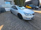 Opel Astra J 2,0CDTI *Xenon*Leder*Navi*165PS - Opel Astra mit Diesel-Antrieb: Limousine, Klimaautomatik, 2.0