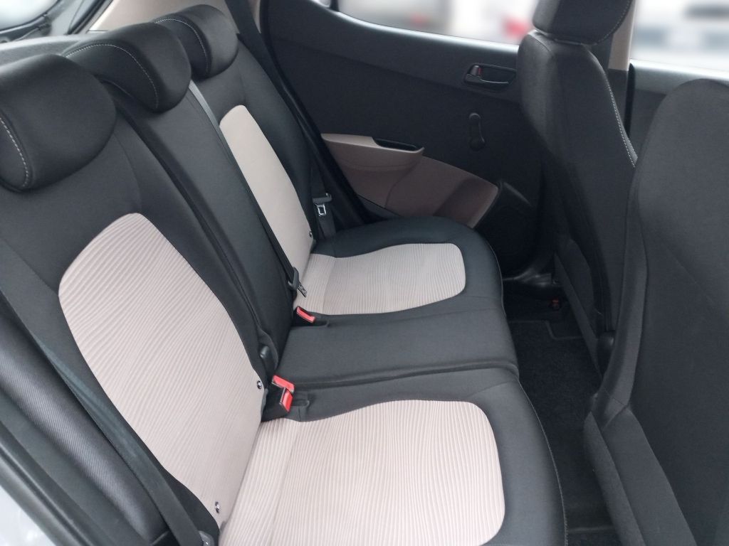 Fahrzeugabbildung Hyundai i10 1.0 Classic