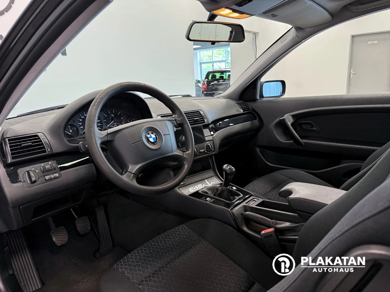 Fahrzeugabbildung BMW 316ti Compact