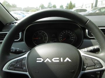 Fahrzeugabbildung Dacia Duster TCe 130 Journey+