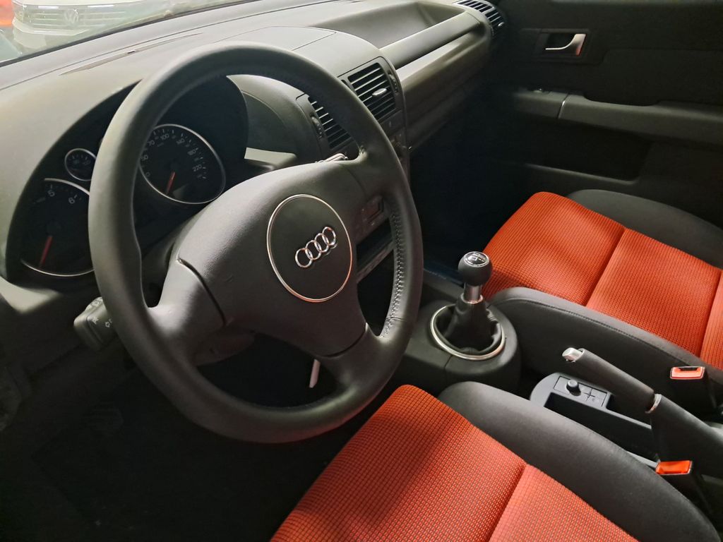 Audi A2