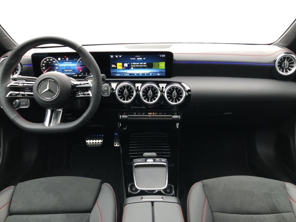 Mercedes-Benz CLA 200 d Coupe AMG+ILS+MBUX+MBeam+Night+Pano foto 5
