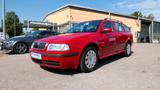 Skoda Octavia Combi Tour - Skoda Octavia aus 2008 mit Diesel-Antrieb