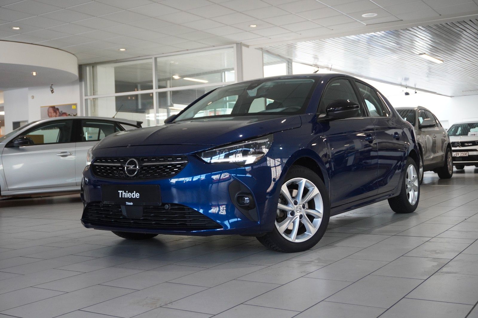 Fahrzeugabbildung Opel Corsa F 1.5D ELEGANCE NAVI/LED/KAMERA/VIRT./DAB+