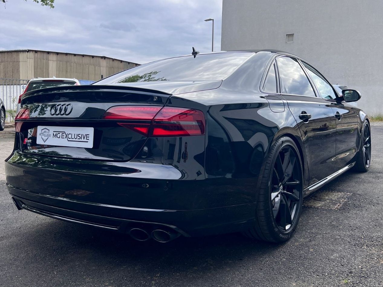 Fahrzeugabbildung Audi S8 4.0 TFSI quattro plus
