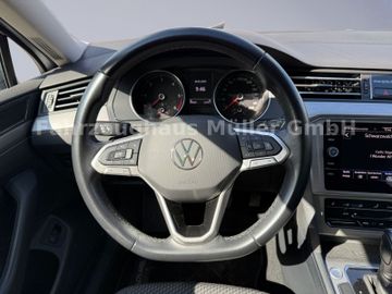 Volkswagen Passat Variant - 12
