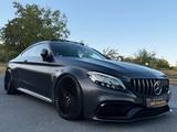 Mercedes-Benz C 63 AMG Coupe Pano Burmester Totwinkel Magno - Mercedes-Benz C-Class in Frankfurt (Main)