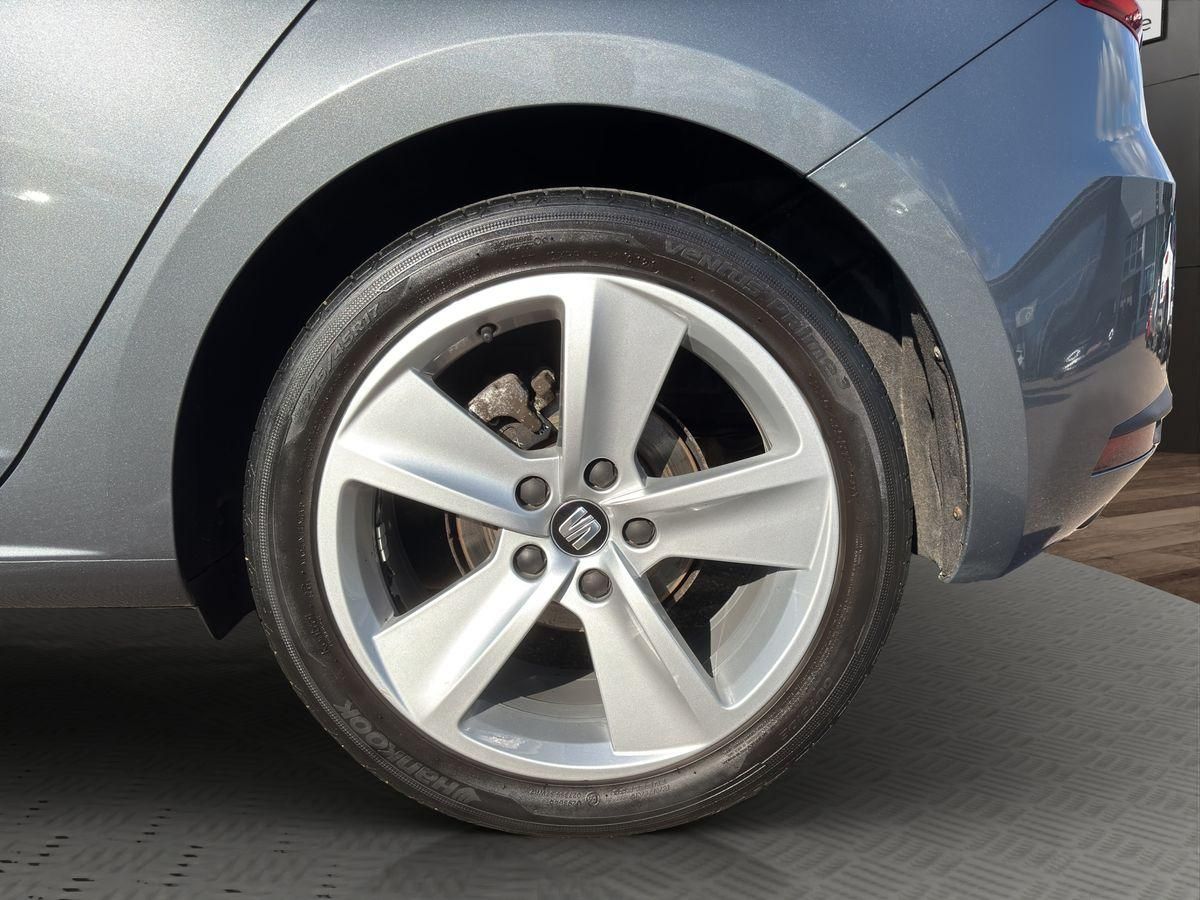 Leon FR 1.4 TSI AHK LED GRA NAVI PDC v+h