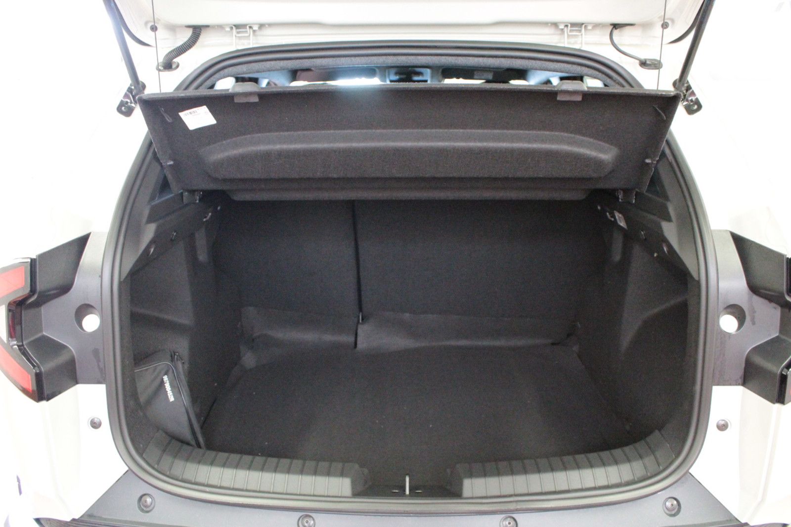 Fahrzeugabbildung Dacia Duster hybrid 140 Expression *Winterpaket*