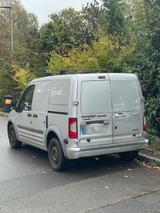 Ford Transit Connect - Ford Transit Connect aus 2013 mit Diesel-Antrieb