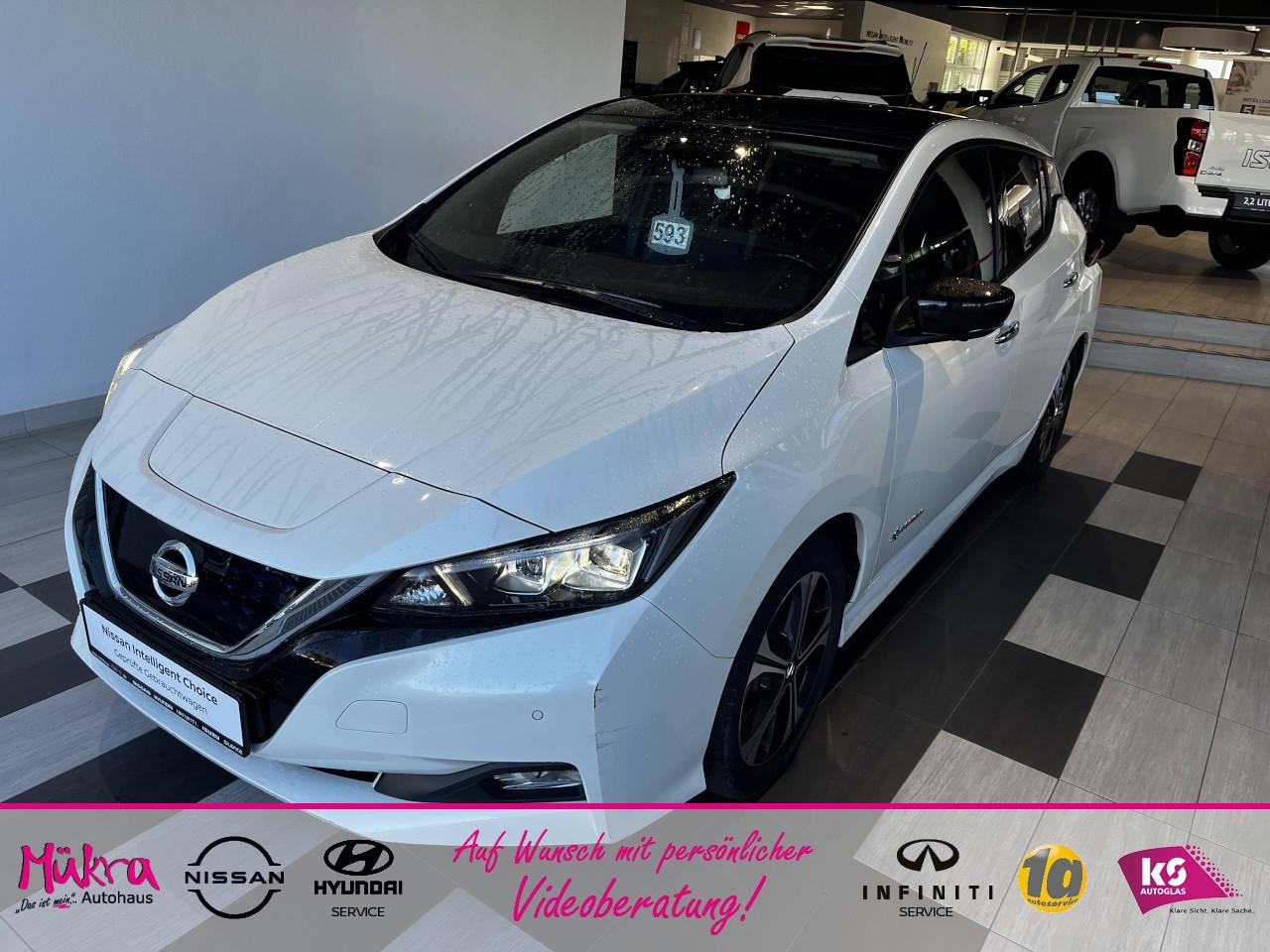 Nissan LEAF Tekna 40KW/H 8fach bereift LED Bose Leder