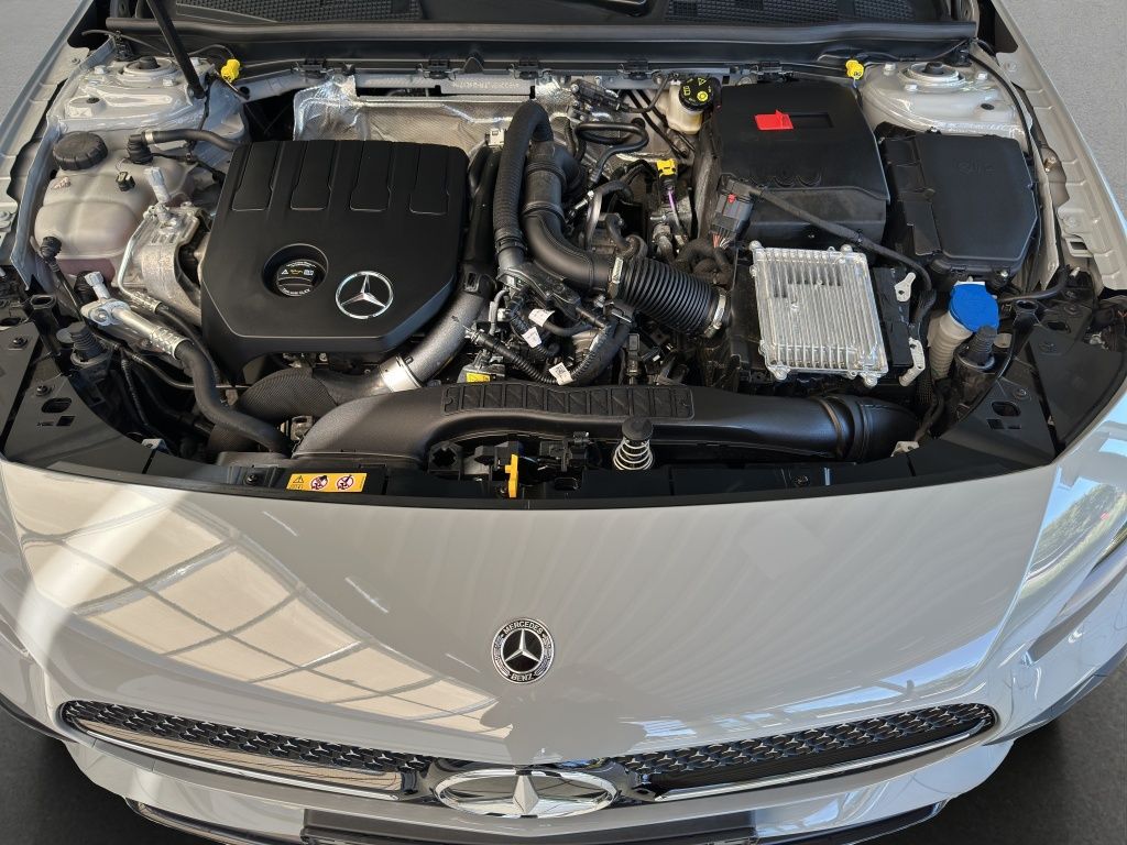 Fahrzeugabbildung Mercedes-Benz A 200 AMG*NIGHT*AHZV*RFK*LENKRHZG*DAB*AMBIENTE*