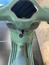Vespa Primavera 125 ABS 80th // SONDER-MODELL - ROLLER 80