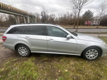 Mercedes E 220 - 5