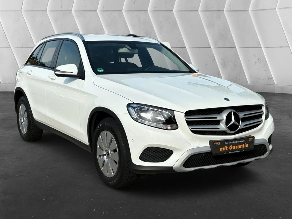 Image of Mercedes-Benz GLC 220