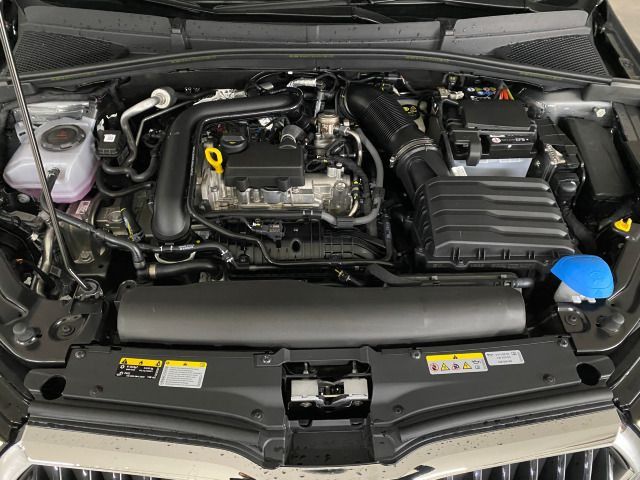 Fabia Tour 1.0 TSI LED+KAMERA+KLIMAAUTO