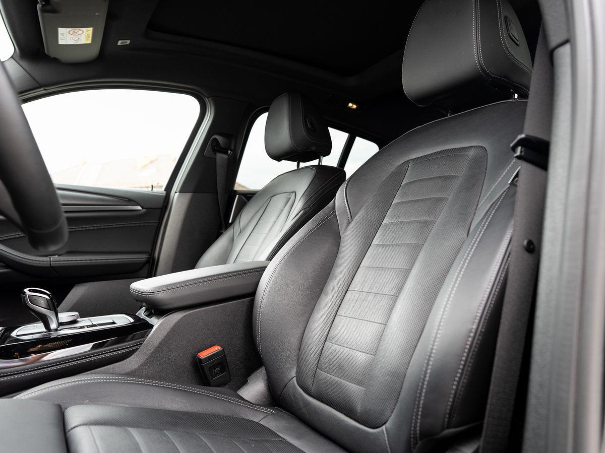 BMW X4 M40d AHK PANO ACC HuD H&K Sitzlüft KoZg 360°