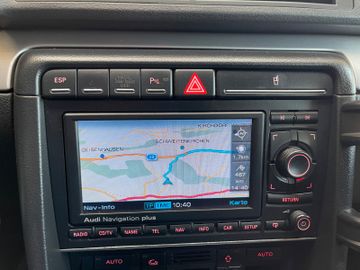 Audi A4 Avant 2.0 TDI quattro *Xenon*Sline*
