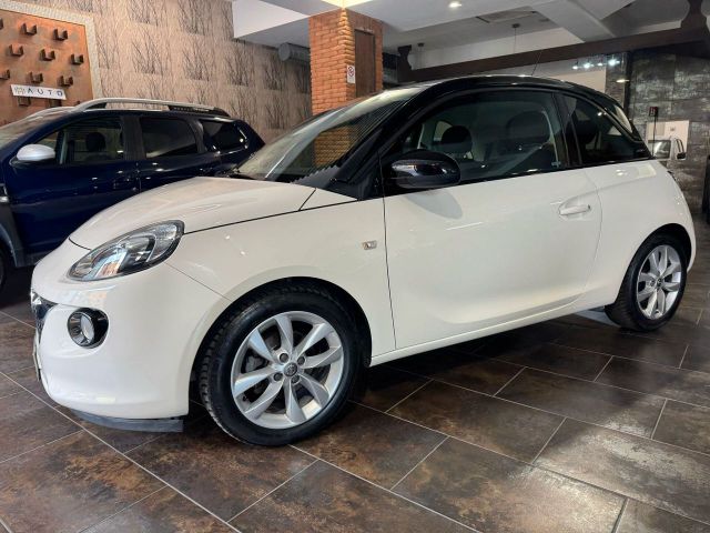 Opel Adam Rocks 1.2 70 CV