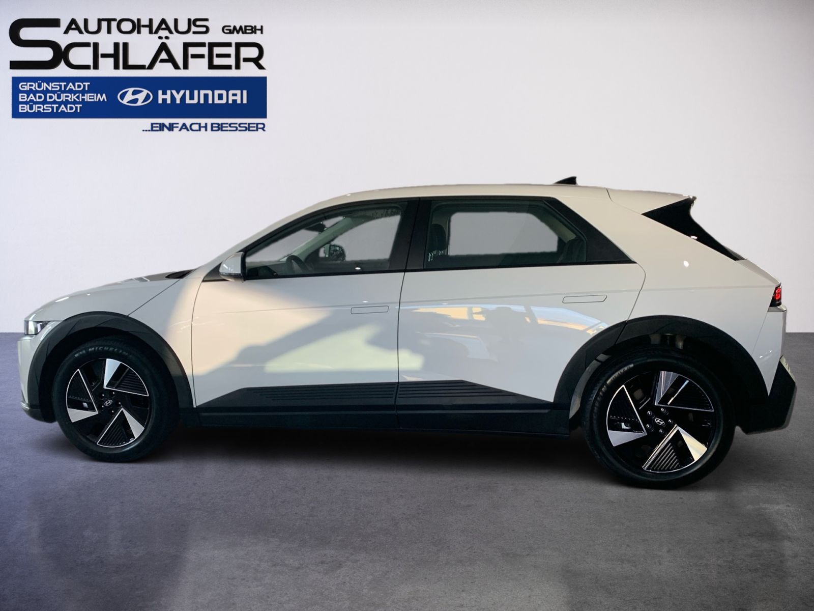 Fahrzeugabbildung Hyundai IONIQ 5 Elektro 63 kWh Wärmepumpe Navi LED
