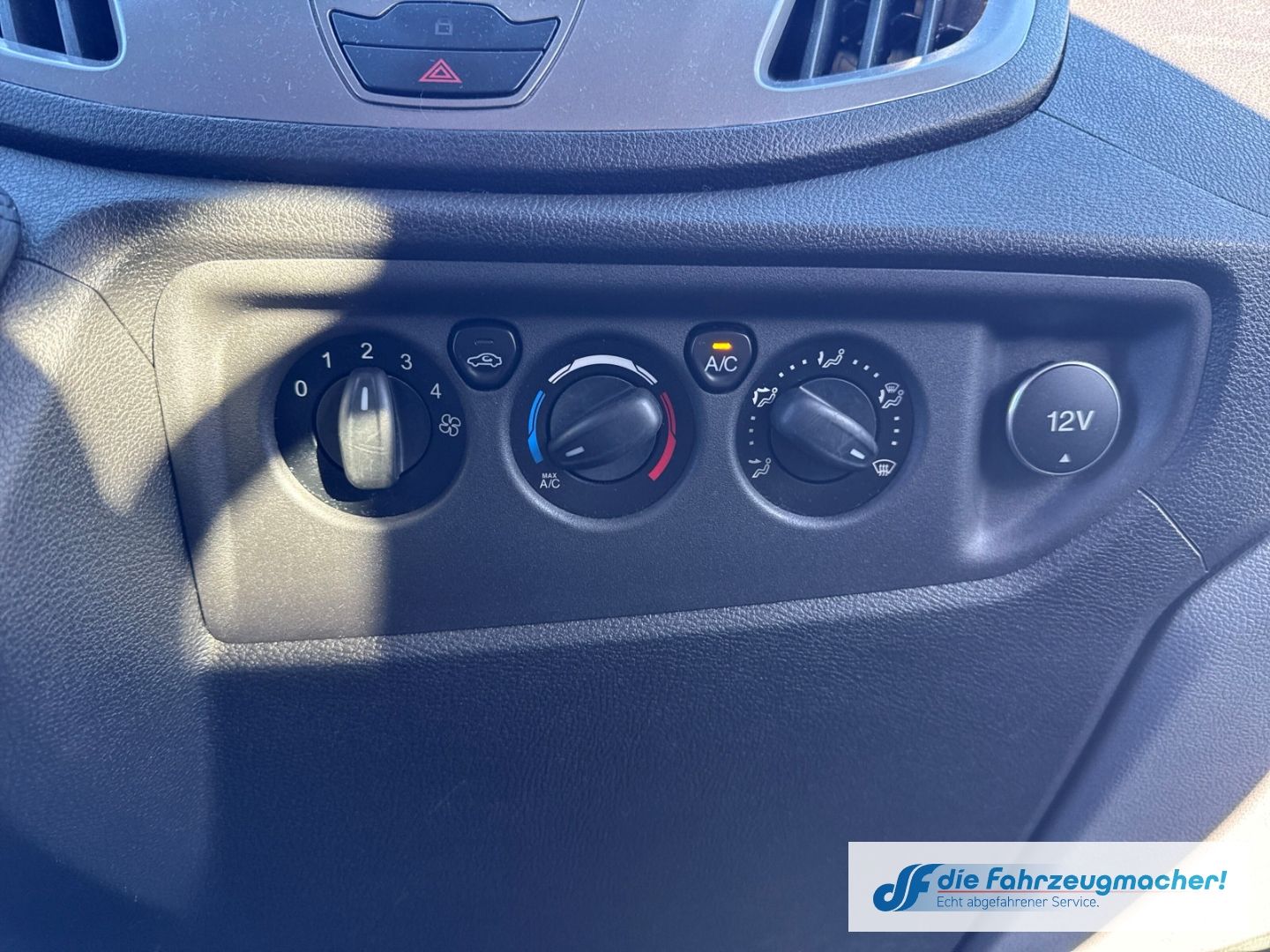 Fahrzeugabbildung Ford Transit Kombi 350 L3 Trend Temp *2641