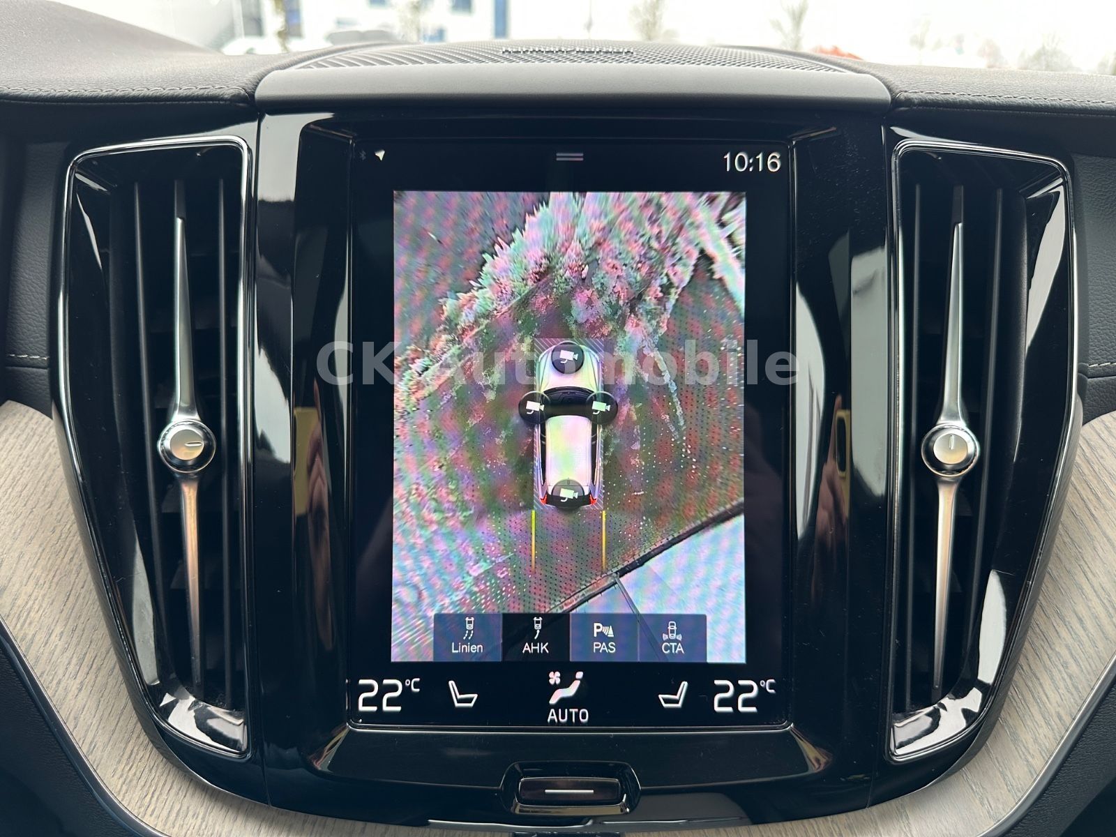 Fahrzeugabbildung Volvo XC60 D4 Inscription 2WD/BLIS/Head-Up/Pano/360°