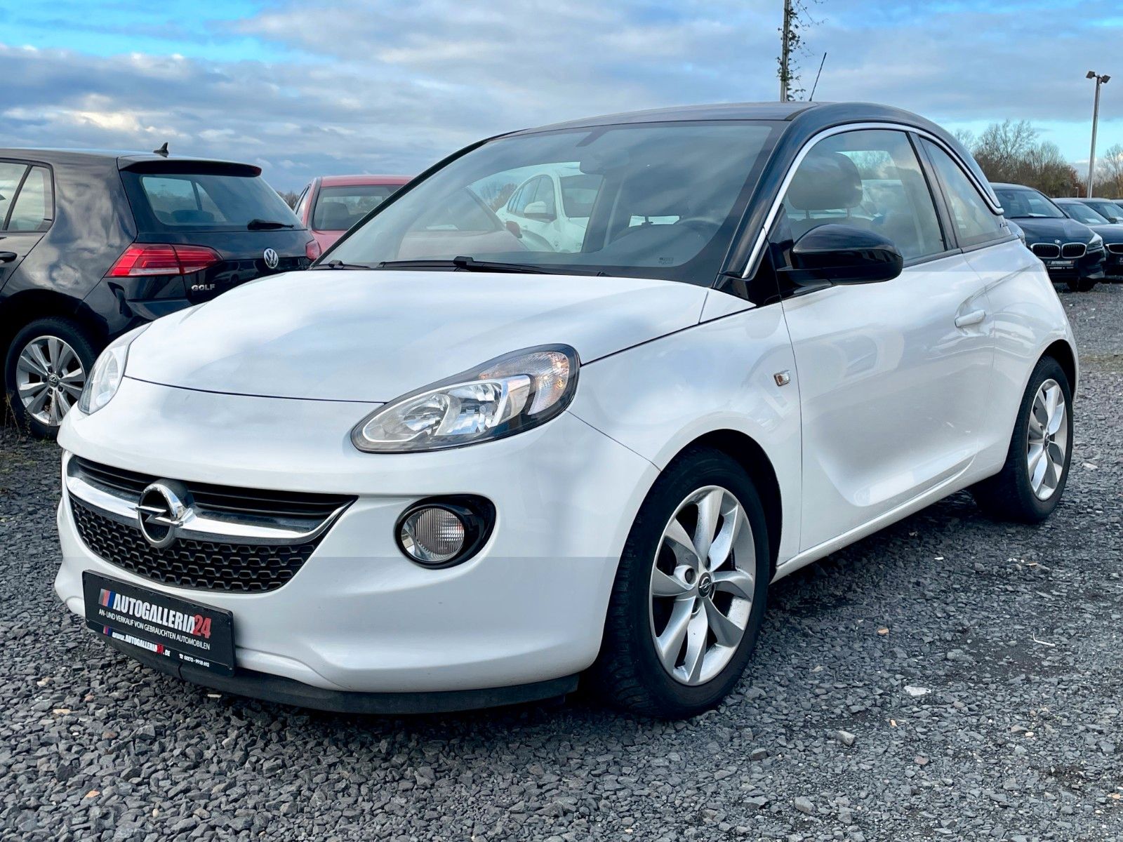 Fahrzeugabbildung Opel Adam 1.2 Jam Tempomat Lenkradhz 1.HAND SCHECKHEF