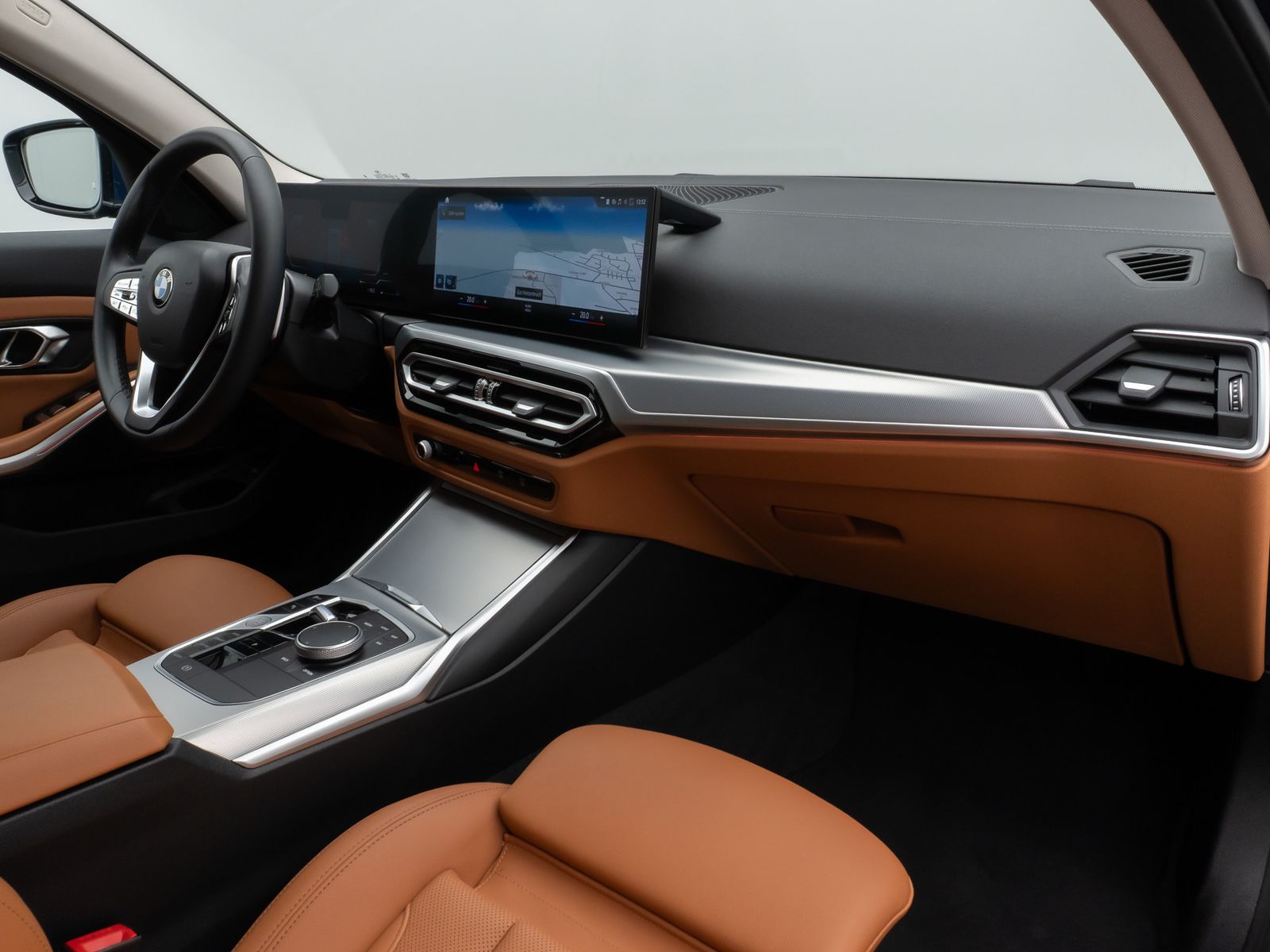 Fahrzeugabbildung BMW 320d Individual DAB HiFi Leder AHK Alarm Sport