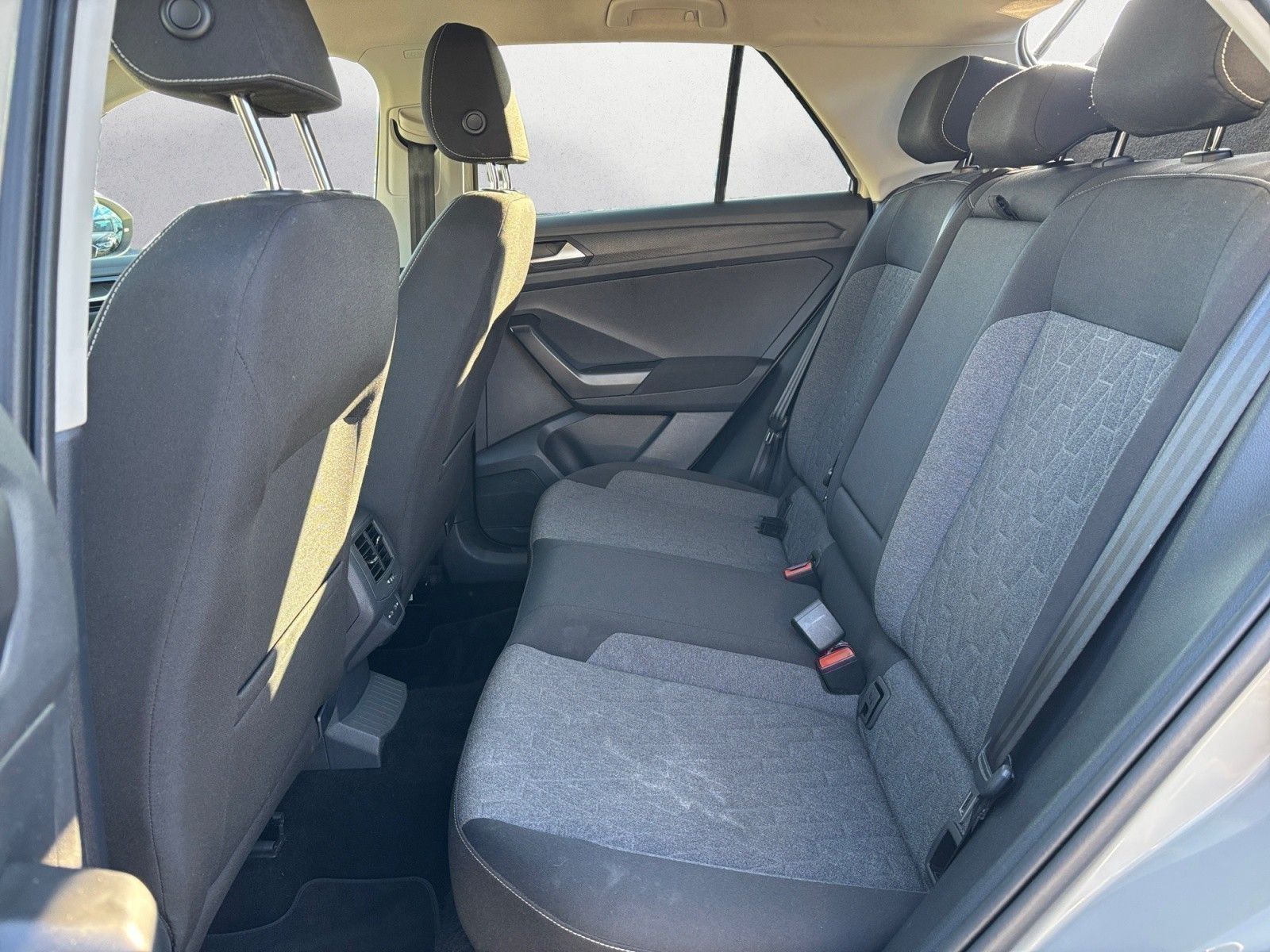 Volkswagen T-Roc - Bild 11