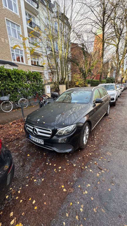 Image of Mercedes-Benz E 200