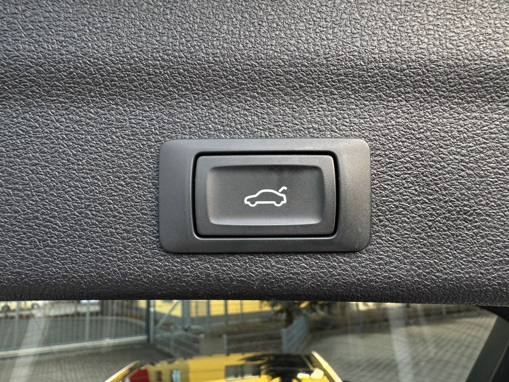 AUDI A6 Avant 40 TDI quattro*ACC*LEDER* AUDI A6 Avant 40 TDI quattro*ACC*LEDER*