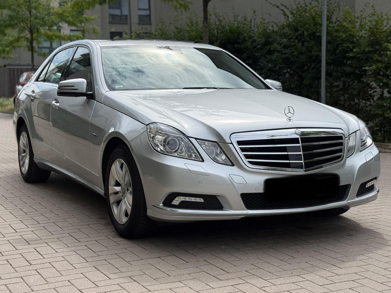 Mercedes-Benz E 350 E Limousine E 350 CGI BlueEfficiency
