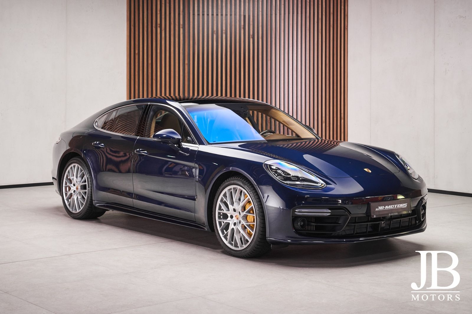 Fahrzeugabbildung Porsche Panamera Turbo S E-Hybrid Burmester 360° TV