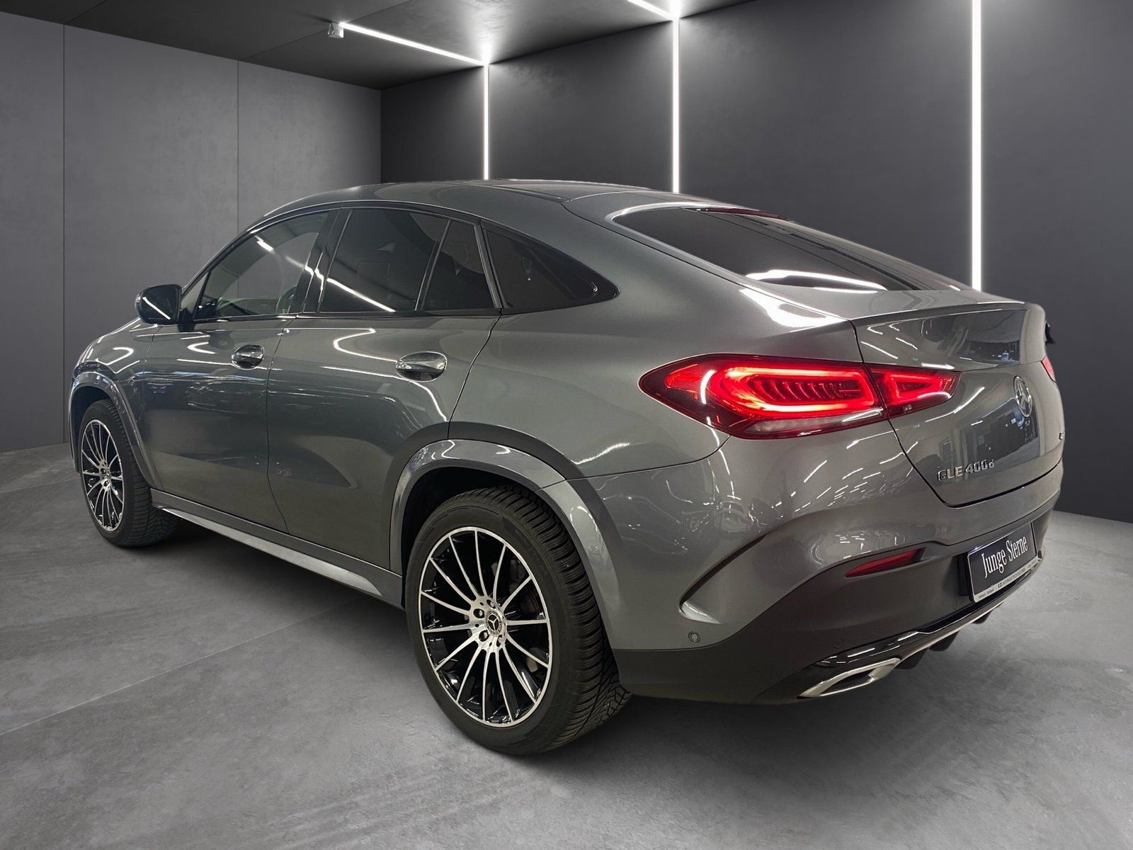 Fahrzeugabbildung Mercedes-Benz GLE 400 d 4M Coupe AMG*Pano*AHK*Airmatic*Fahrass