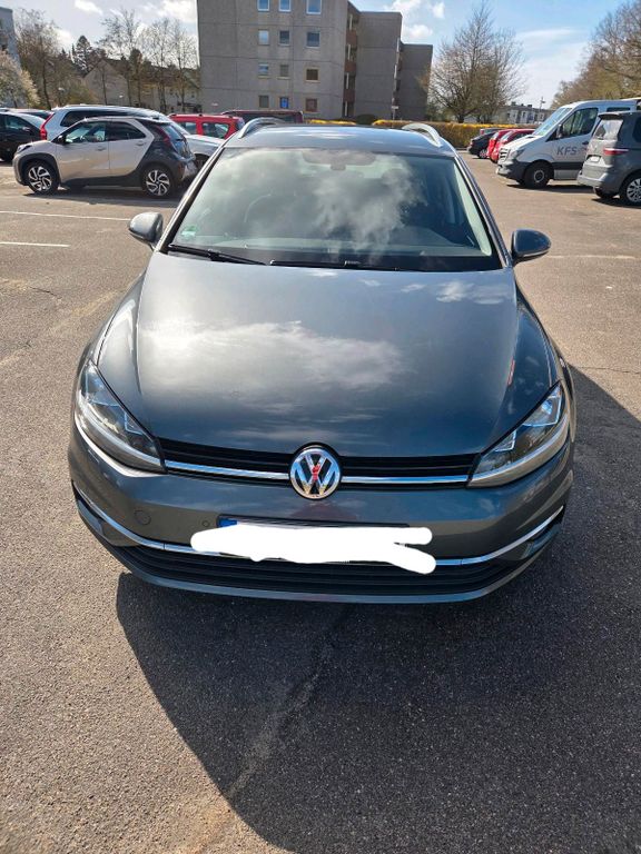 Image of Volkswagen Golf