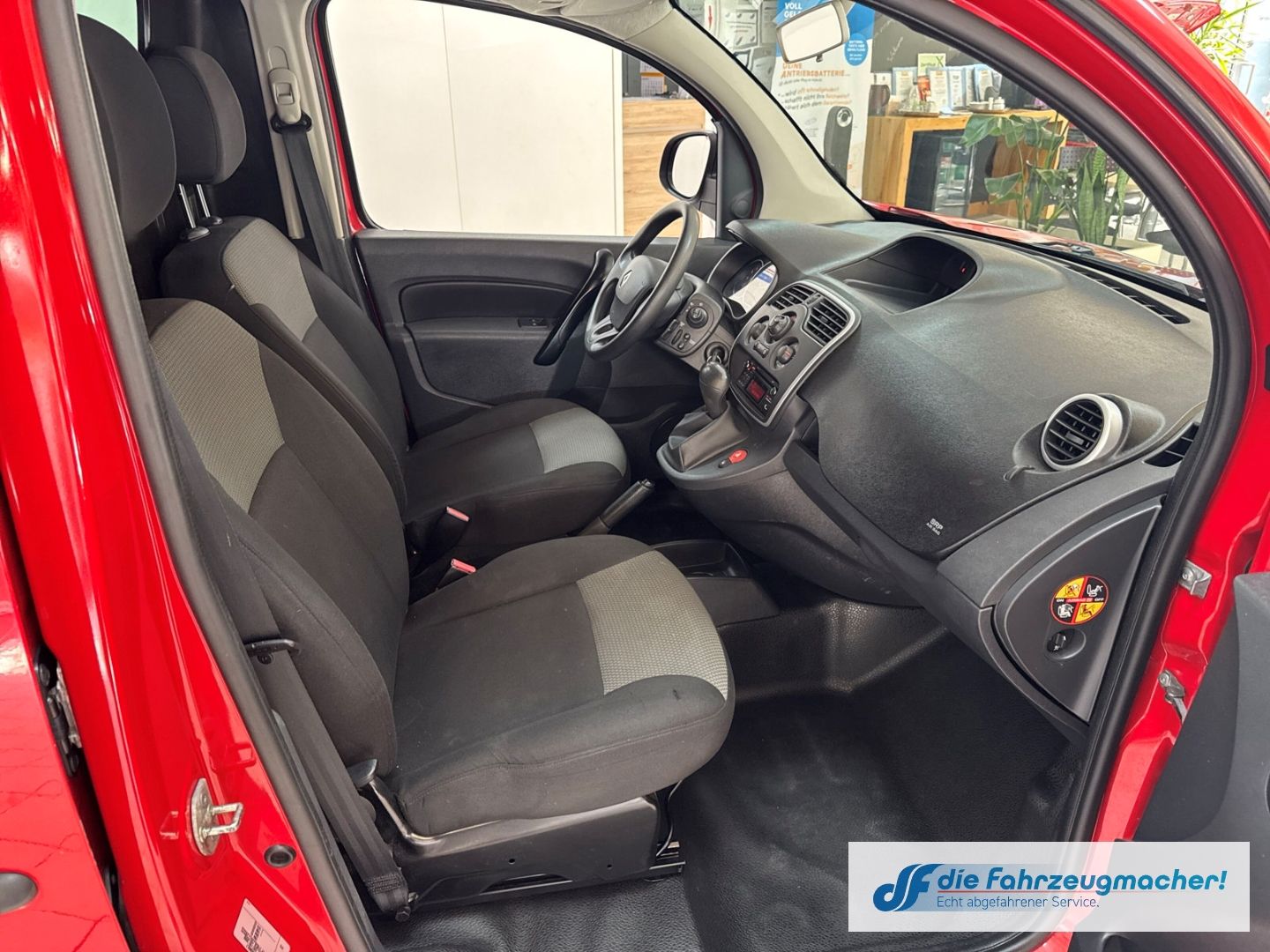 Fahrzeugabbildung Renault Kangoo Rapid Extra Fahrerprofil Tel.-Vorb. PDC B