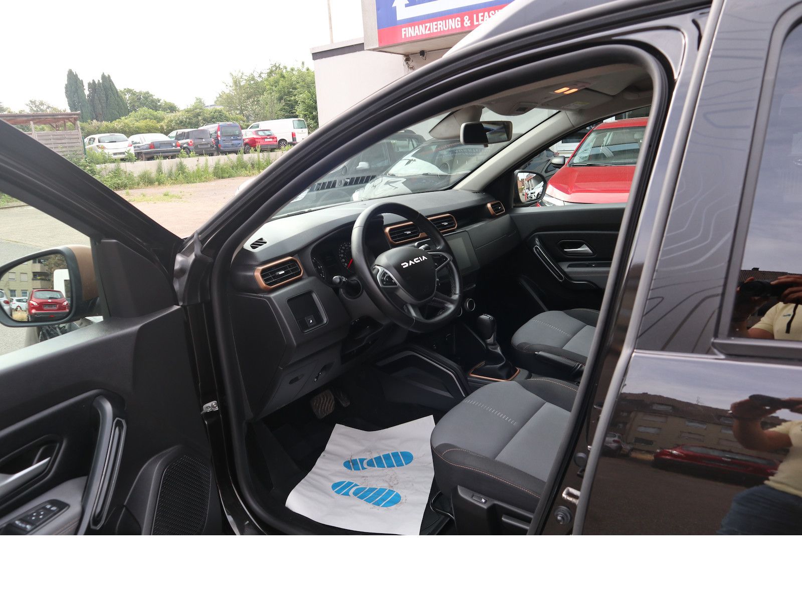 Fahrzeugabbildung Dacia Duster II Extreme 1hd Navi Tempo Scheckheftgepfl