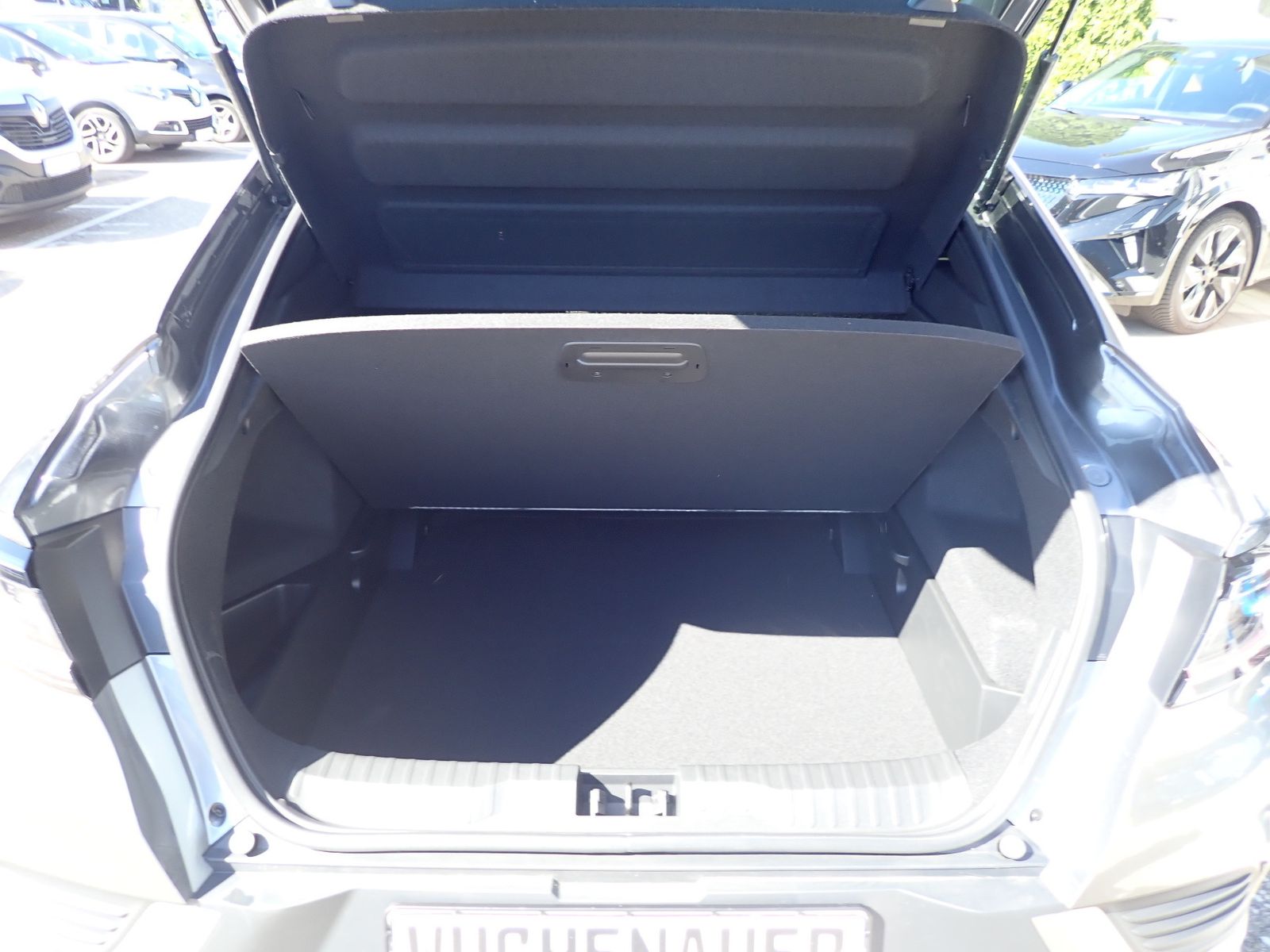 Fahrzeugabbildung Renault Arkana TECHNO Mild Hybrid 140 EDC