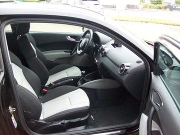 Bild 5 Audi A1 1.2 ambition Alu BT Klima Sitzheizung Xenon
