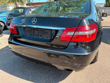 Mercedes E 300 - 5