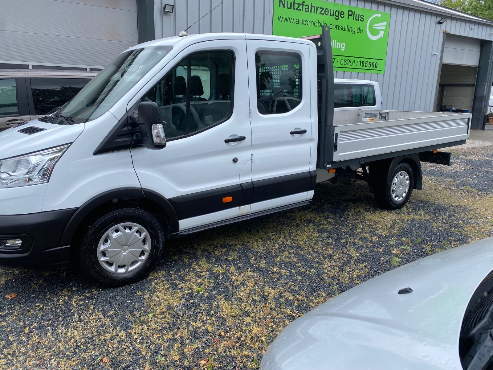 Fahrzeugabbildung Ford FORD Transit 350 L4Trend,AHK,1Hd,LederGarantie